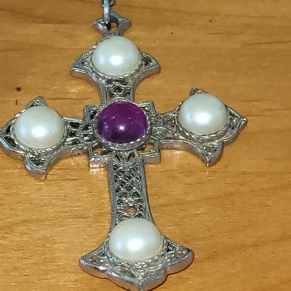 Sarah Coventry Jewelry - Vtg 1971 SARAH COVENTRY Crusader Cross Necklace Faux Pearl Purple MCM 70s